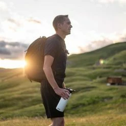 Kopen π CamelBak Chute Mag Vacuum Insulated - Isolatie Drinkfles - 600 Ml - Zwart (Black) π 20 Kopen π CamelBak Chute Mag Vacuum Insulated - Isolatie Drinkfles - 600 Ml - Zwart (Black) π -T-fal winkle 550x367 3