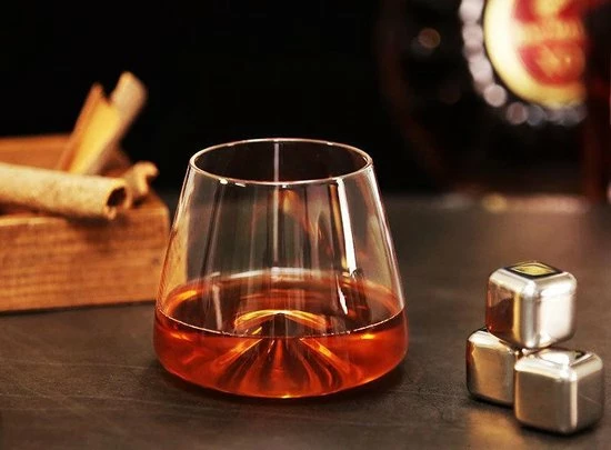 Beste Verkoop π WiseGoods Designer Cognac Glazen - Whisky - Kristallen Drank Glazen - Cognacglazen - Tumbler - Swirl - 300ml - 2 Stuks π 9 Beste Verkoop π WiseGoods Designer Cognac Glazen - Whisky - Kristallen Drank Glazen - Cognacglazen - Tumbler - Swirl - 300ml - 2 Stuks π - Afbeelding 9