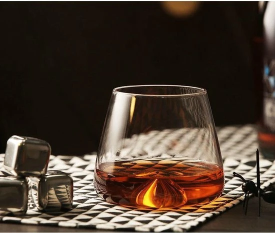 Beste Verkoop π WiseGoods Designer Cognac Glazen - Whisky - Kristallen Drank Glazen - Cognacglazen - Tumbler - Swirl - 300ml - 2 Stuks π 6 Beste Verkoop π WiseGoods Designer Cognac Glazen - Whisky - Kristallen Drank Glazen - Cognacglazen - Tumbler - Swirl - 300ml - 2 Stuks π - Afbeelding 6