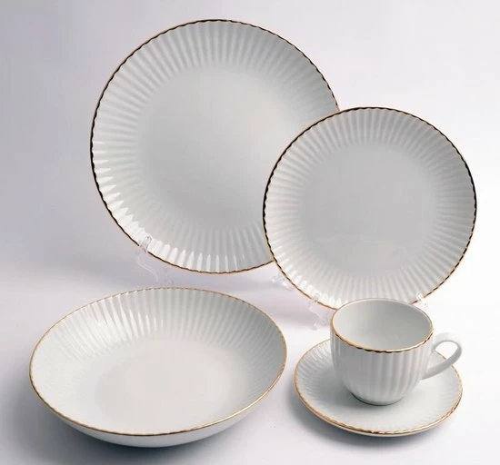 Gloednieuw π LUBIANA DAISY GOLD - Wit Porselein Handmatig Gedecoreerd Met Gouden Streep Koffie En Dinerservies 30-delig Voor 6 Personen β 9 Gloednieuw π LUBIANA DAISY GOLD - Wit Porselein Handmatig Gedecoreerd Met Gouden Streep Koffie En Dinerservies 30-delig Voor 6 Personen β - Afbeelding 9