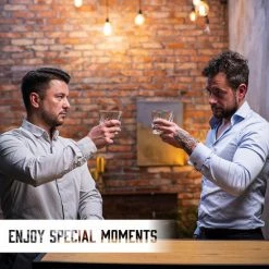 Beste deal 🛒 Whisiskey Luxe Whiskey Set - Incl. 2 Whiskey Glazen, 8 Whiskey Stones, 2 Onderzetters, Fluwelen Opbergzak, Opbergbox - Whisky Geschenkdoos - Glas - Herbruikbare IJsblokjes - Cadeau Voor Man & Vrouw 👏 -T-fal winkle 550x550 576