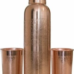 Hete verkoop 😀 Stay Zen Giftset Koperen Waterfles + 2 Bekers - Geëtst ✔️