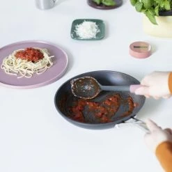 Promo 🤩 Brabantia Tasty+ Opscheplepel Plus Schraper - Grape Red 🔥 -T-fal winkle 550x825 1